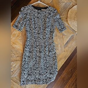 TRINA TURK animal print shift dress! 0 xs